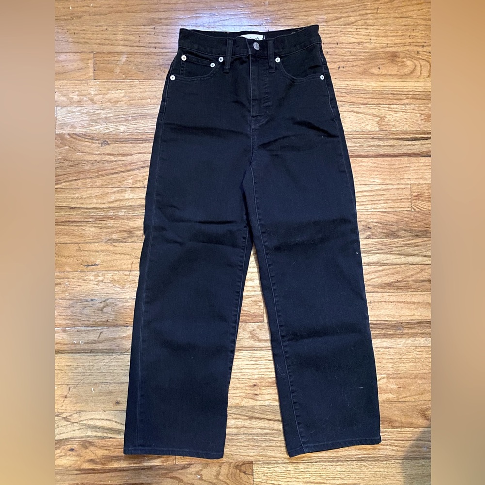 Madewell slim wide leg crop jeans (black)